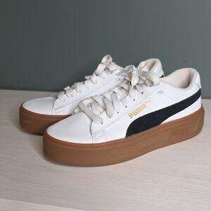 Puma  Smash Platform V3 Mono Twist Women's Sneakers with Gum Sole Size 7